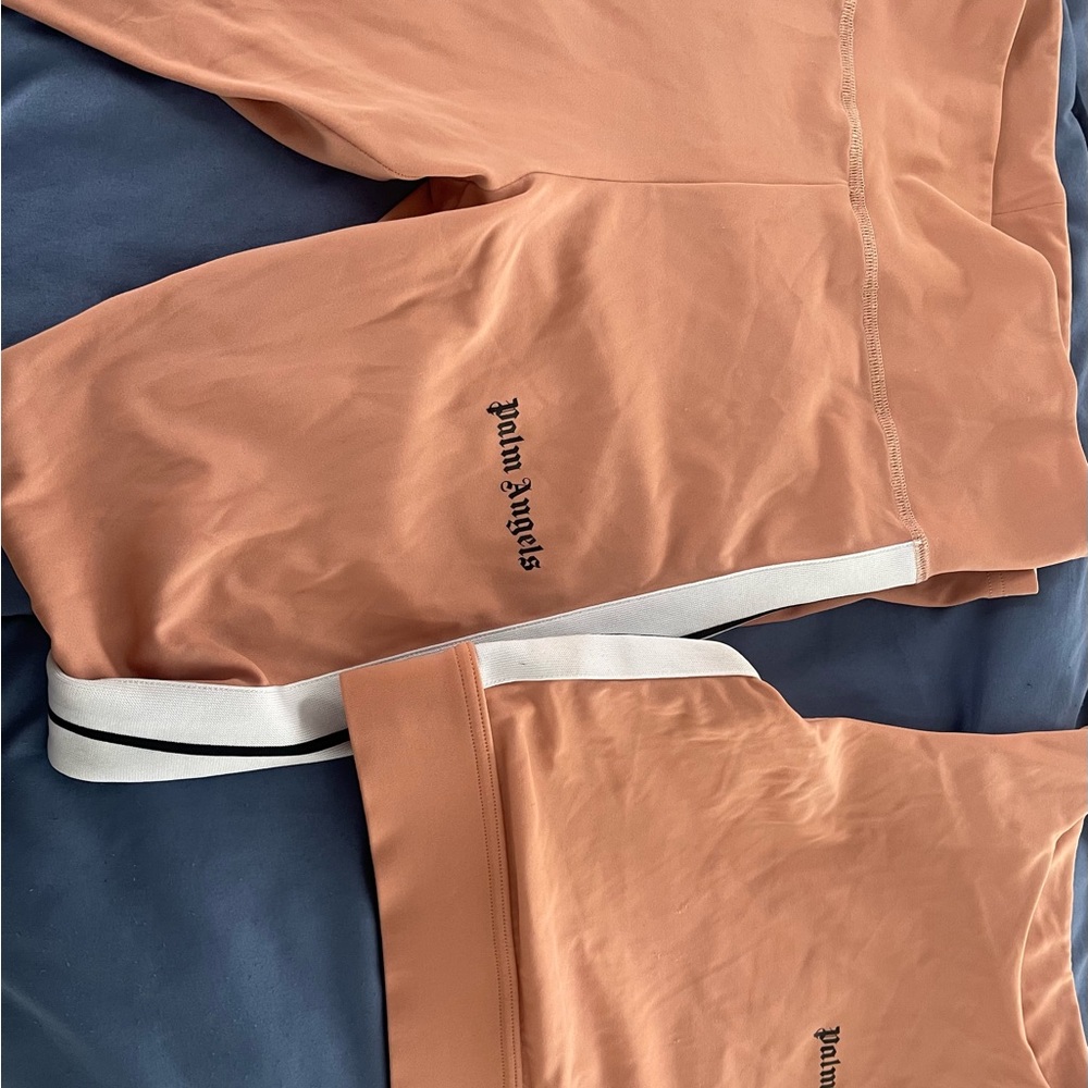 Off-White Leggings and Bra - Picture 3 of 3